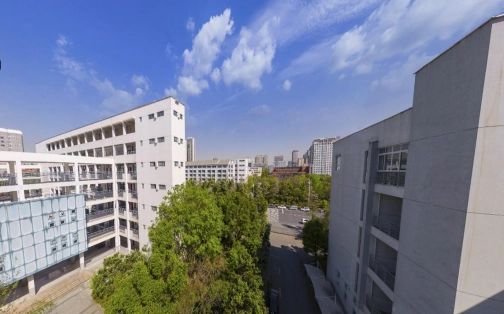 合肥市第一中学简介概略（建校汗青、地点、师资、校训、情况）