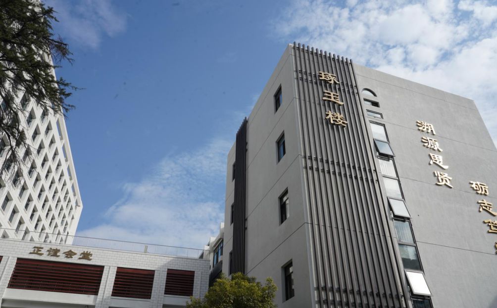 合肥市第三中学简介概略（建校汗青、地点、师资、校训、情况）