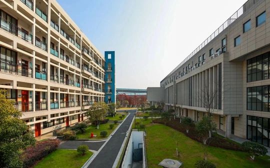 杭州市长河高等中学简介概略（建校汗青、地点、师资、校训、情况）