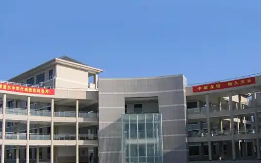 杭州市长征中学简介概略（建校汗青、地点、师资、校训、情况）