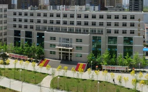 沈阳市第一二0中黉舍区在哪_在甚么区？
