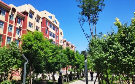 沈阳市第二十七中学简介概略(建校汗青、地点、师资、校训、情况)