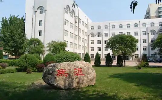 沈阳市第四中学简介概略(建校汗青、地点、师资、校训、情况)