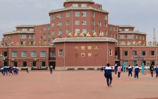 长春市第七中学简介概略（建校汗青、地点、师资、校训、情况）