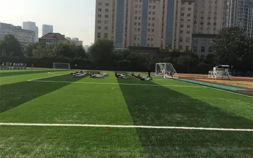 天津市第一中学是公立仍是私立,是重点中学吗？
