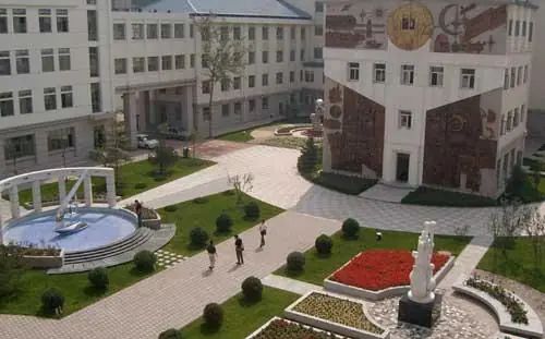 天津市第四中学简介概略(建校汗青、地点、师资、校训、情况)