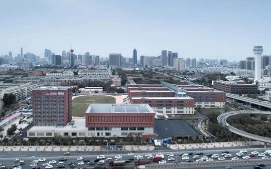 天津市第四中学在天津的排名第几,属于甚么层次?