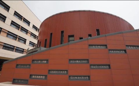 北都门范大学天津从属中黉舍区在哪_在甚么区？