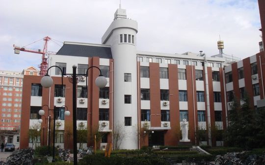 天津市第四十一中黉舍区在哪_在甚么区?