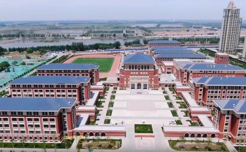天津市宁河区芦台第一中学简介概略（建校汗青、地点、师资、校训、情况）