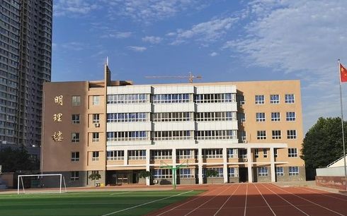 石家庄市第二十中学在石家庄的排名第几,属于甚么层次？