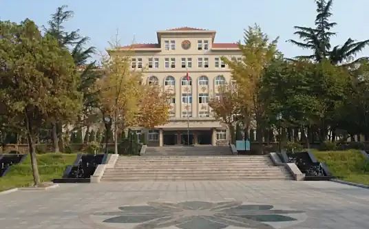 山东省青岛第六十六中学简介概略（建校汗青、地点、师资、校训、情况）