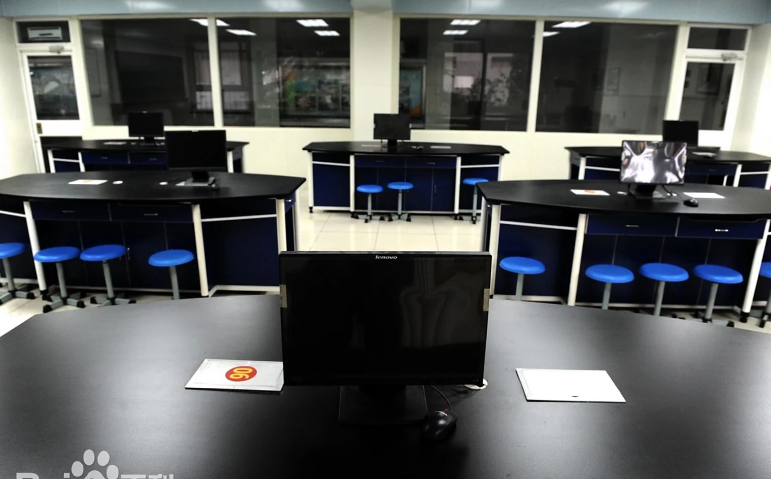 山东师范大学从属中学是公立仍是私立,是重点中学吗？