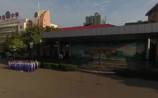 山东省济南中黉舍区在哪_在甚么区？