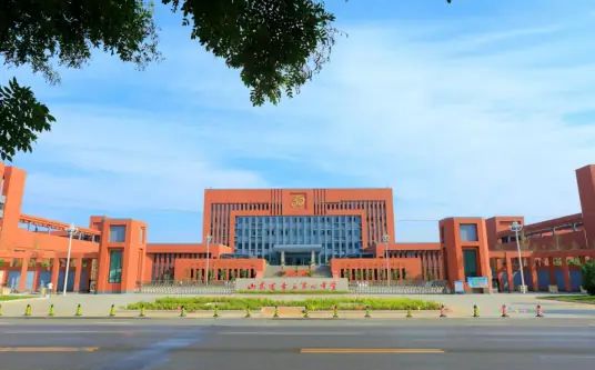 济南市章丘区第四中学简介概略（建校汗青、地点、师资、校训、情况）