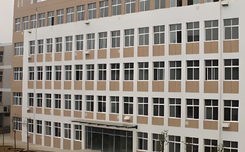 济南市章丘区第七中学是公立仍是私立,是重点中学吗？