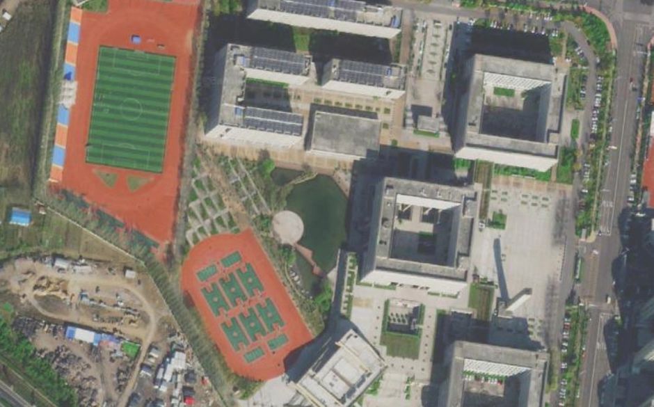 青岛市即墨区第二中学是公立仍是私立,是重点中学吗?