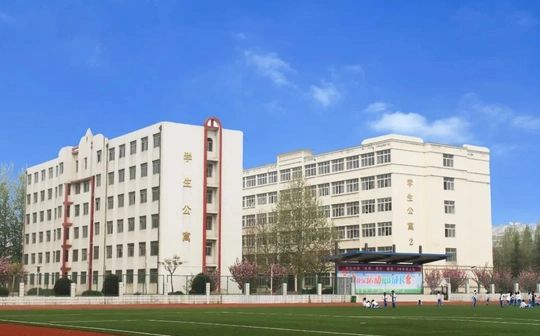 即墨区市北中学简介概略（建校汗青、地点、师资、校训、情况）