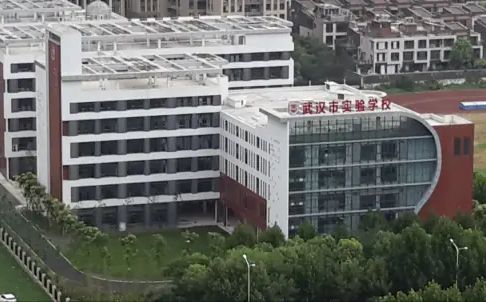 优游市尝试黉舍简介概略（建校汗青、地点、师资、校训、情况）