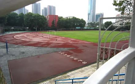 优游市东湖中学简介概略（建校汗青、地点、师资、校训、情况）