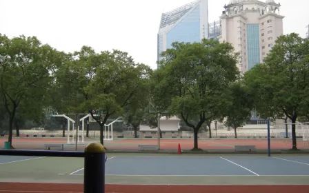 湖南省长沙市第一中学简介概略（建校汗青、地点、师资、校训、情况）