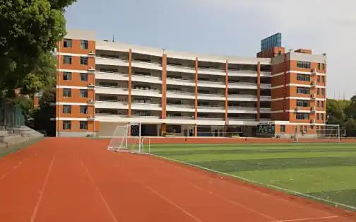 长沙市第十五中学简介概略（建校汗青、地点、师资、校训、情况）