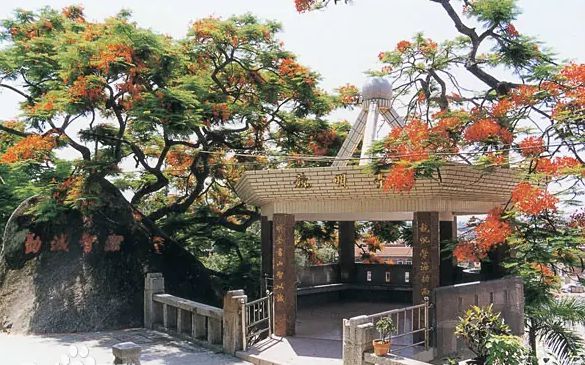 福建省厦门第二中学简介概略（建校汗青、地点、师资、校训、情况）