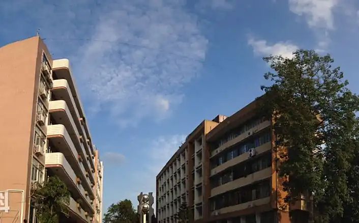 福建师范大学从属中学是公立仍是私立,是重点中学吗?