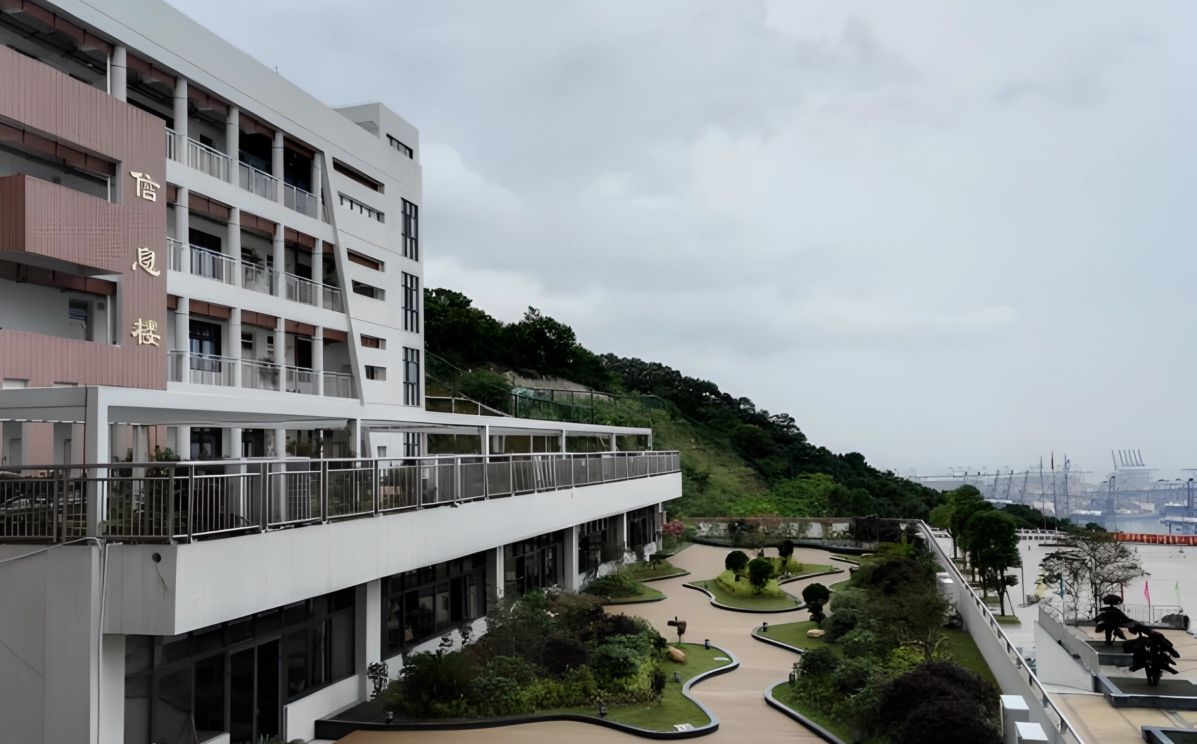 深圳市红山中黉舍区在哪_在哪一个区?
